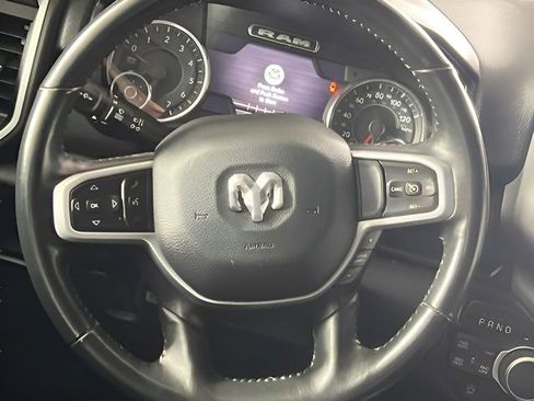 Used 2022 RAM 1500 Big Horn AWD/4WD image 17