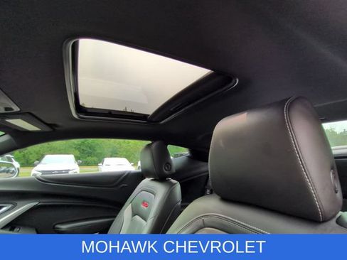 Used 2017 Chevrolet Camaro SS RWD image 20