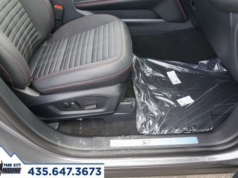 New 2026 Ford Explorer ST-Line w/ ST-Line Street Pack image 60