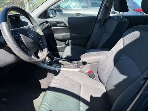 Used 2016 Honda Accord LX image 14