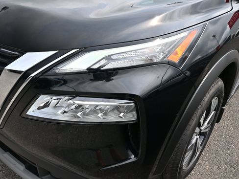 Certified 2023 Nissan Rogue SV AWD/4WD image 11