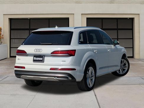 Used 2023 Audi Q7 3.0T Premium w/ Convenience Package AWD/4WD image 4