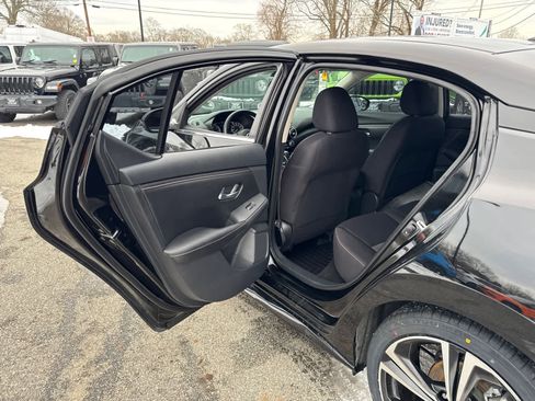 Used 2020 Nissan Sentra SR image 30