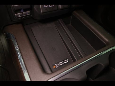 Used 2019 GMC Sierra 1500 Denali w/ Denali Ultimate Package image 18