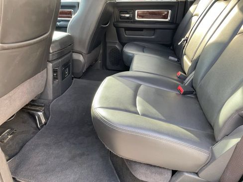 Used 2012 RAM 1500 Laramie RWD image 18