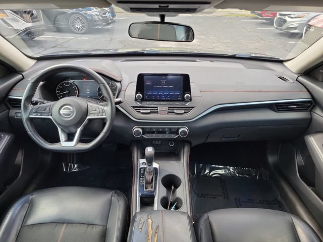 Used 2022 Nissan Altima 2.5 SR w/ Midnight Edition Package FWD image 10