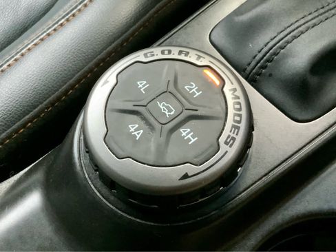 Used 2022 Ford Bronco Badlands image 47