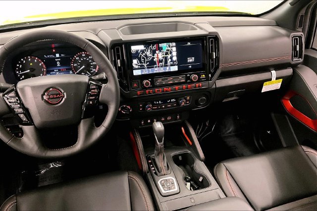 New 2026 Nissan Frontier PRO-4X w/ Pro Premium Package AWD/4WD image 8