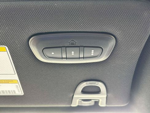 Used 2024 Jeep Compass Latitude w/ Sun and Sound Group AWD/4WD image 24