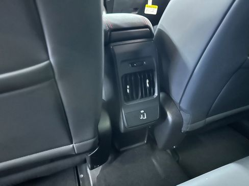 Used 2024 Dodge Hornet R/T Plus image 34