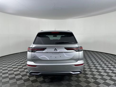 New 2026 Mitsubishi Outlander SEL image 7