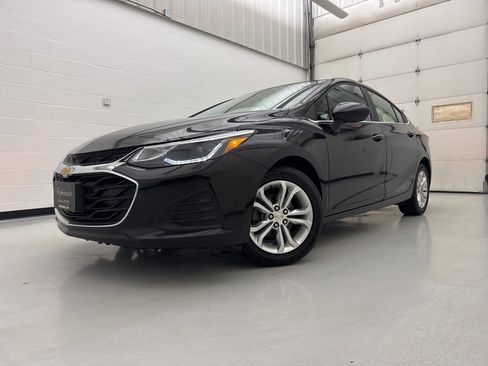 Used 2019 Chevrolet Cruze LT w/ LT Fleet Convenience Package image 7