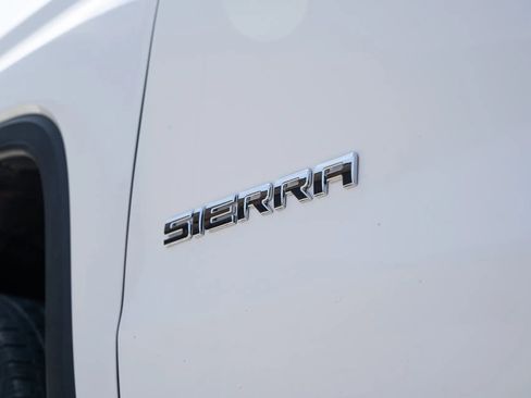 Used 2018 GMC Sierra 1500 2WD Regular Cab w/ Sierra Convenience Package image 16