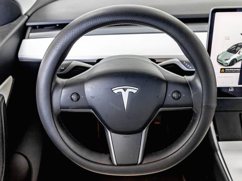 Used 2020 Tesla Model Y Long Range AWD/4WD image 12