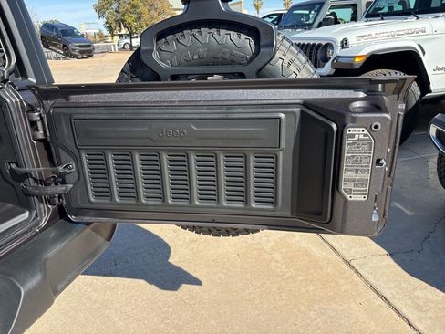 New 2026 Jeep Wrangler Sport AWD/4WD image 41