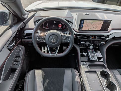 Used 2025 Acura MDX A-Spec image 33