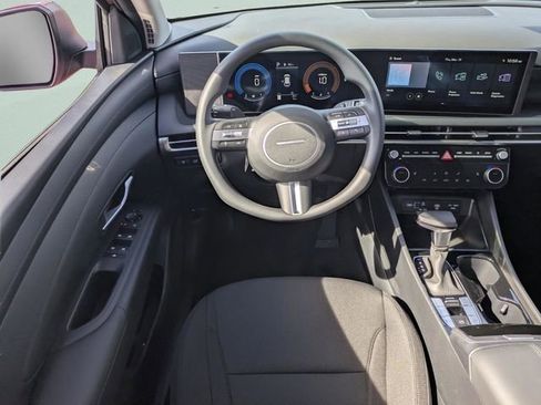 New 2026 Hyundai Tucson SEL FWD image 18