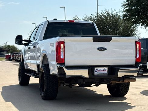 Used 2024 Ford F250 XLT w/ FX4 Off-Road Package AWD/4WD image 6