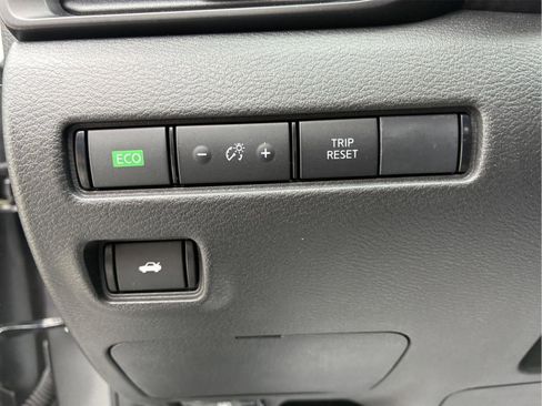 Used 2024 Nissan Sentra S FWD image 14