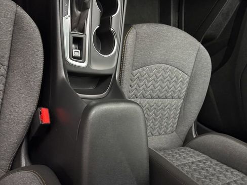 Used 2024 Chevrolet Equinox LT image 16