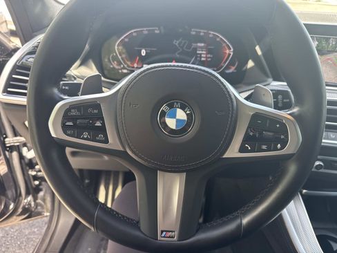 Used 2023 BMW X5 xDrive40i w/ M Sport Package AWD/4WD image 29