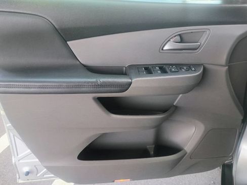 Used 2011 Honda Odyssey EX-L image 19