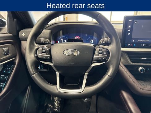 Certified 2025 Ford Explorer Platinum AWD/4WD image 16