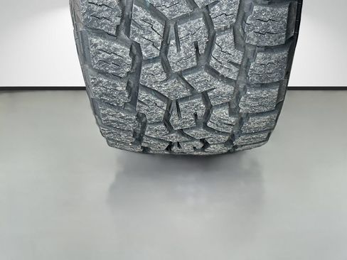 Used 2018 Ford F150 Lariat RWD image 37