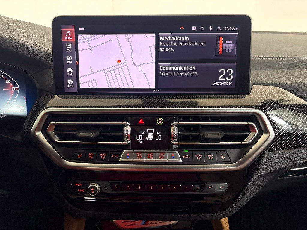 Used 2023 BMW X4 M40i AWD/4WD image 12