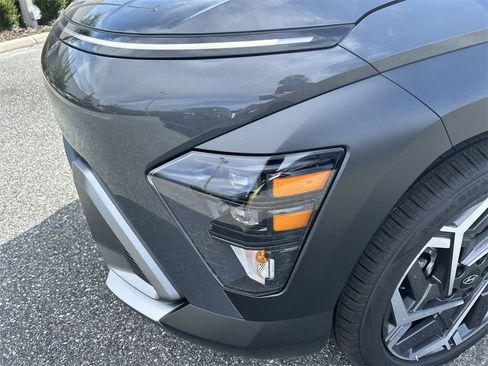 New 2026 Hyundai Kona SEL Premium image 16