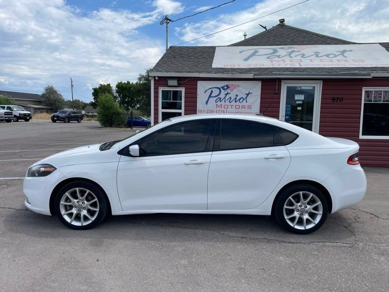 Used 2013 Dodge Dart SXT w/ SXT Special Edition Group FWD image 2