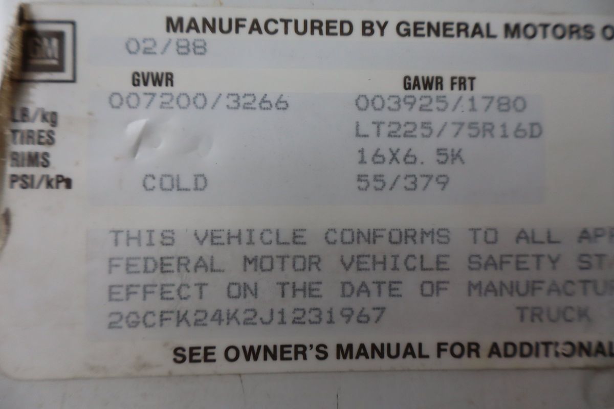 Used 1988 Chevrolet Silverado 2500 4x4 Regular Cab image 39