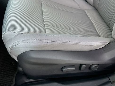 Used 2025 Subaru Legacy Premium w/ Popular Package #1 image 9