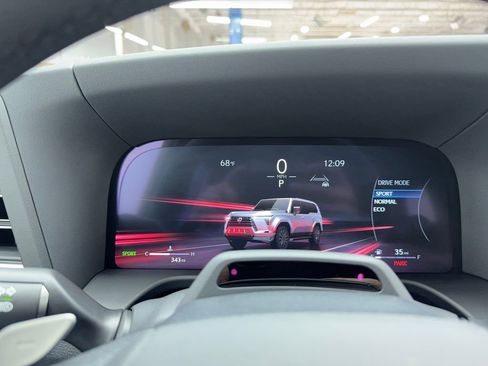 Used 2026 Lexus GX 550 w/ Accessory Package (2T) image 46