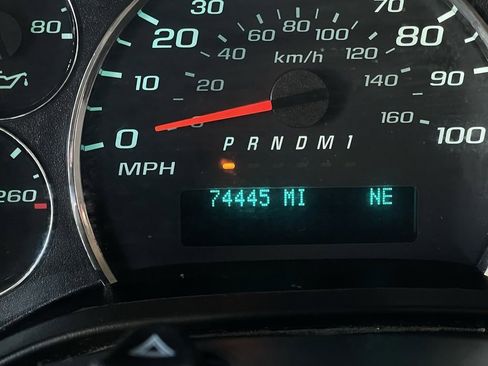 Used 2017 Chevrolet Express 2500 LS image 31