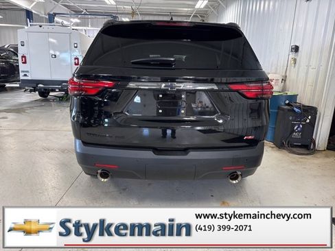 Used 2022 Chevrolet Traverse RS image 8