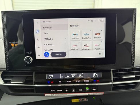New 2026 Toyota Sienna LE image 18