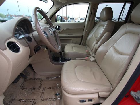Used 2009 Chevrolet HHR LT FWD image 6
