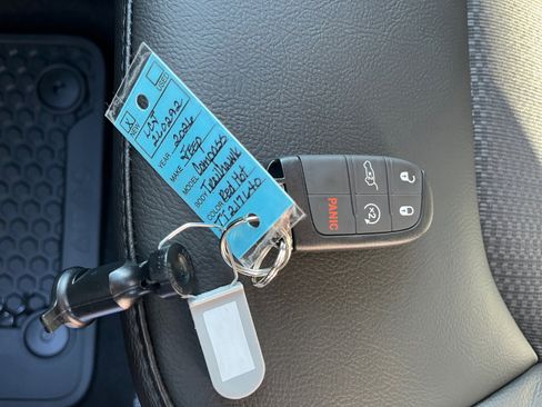 New 2026 Jeep Compass Trailhawk image 30