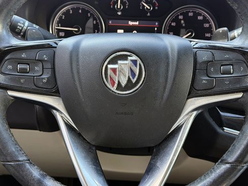 Used 2022 Buick Enclave Essence w/ Experience Buick Package FWD image 15