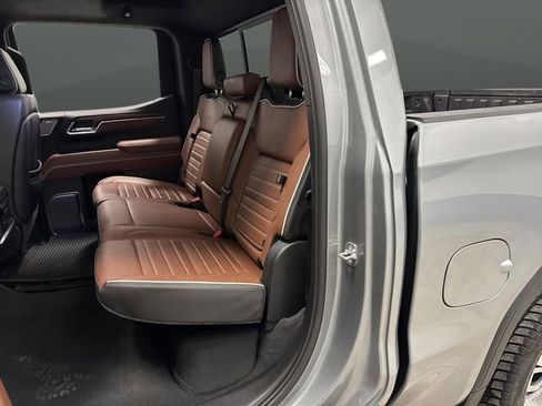 Used 2025 GMC Sierra 1500 Denali Ultimate image 34