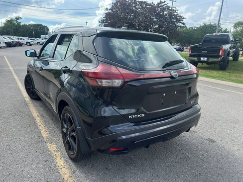 Used 2023 Nissan Kicks SV FWD image 6