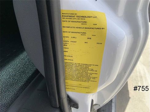 Used 2016 Ford F550 4x4 SuperCab Super Duty image 23