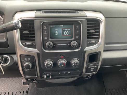 Used 2018 RAM 3500 SLT image 28