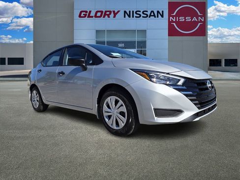 Certified 2025 Nissan Versa S w/ Trunk Package image 1