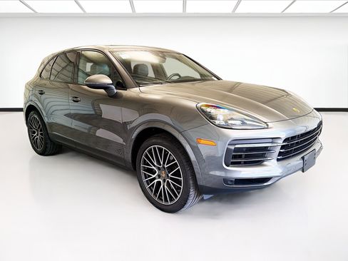 Used 2020 Porsche Cayenne AWD/4WD image 3