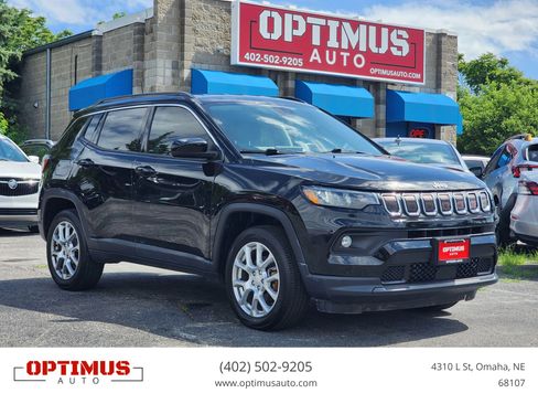 Used 2022 Jeep Compass Latitude AWD/4WD image 1