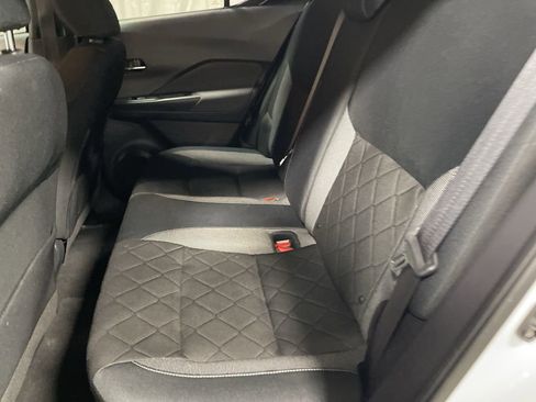 Used 2019 Nissan Kicks SV w/ Interior Electronics Package FWD image 14