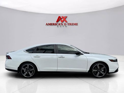 Used 2024 Honda Accord Sport image 7