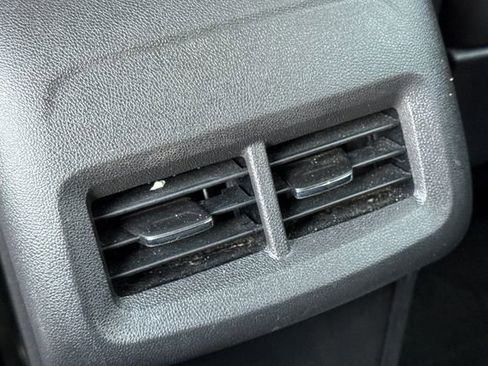 Used 2022 GMC Terrain SLE image 43